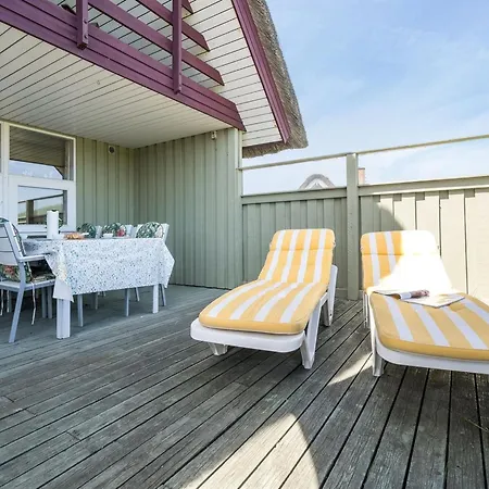 Inra - 400m From The Sea By Interhome